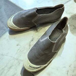 Rocket Dog canvas slip-on shoes.